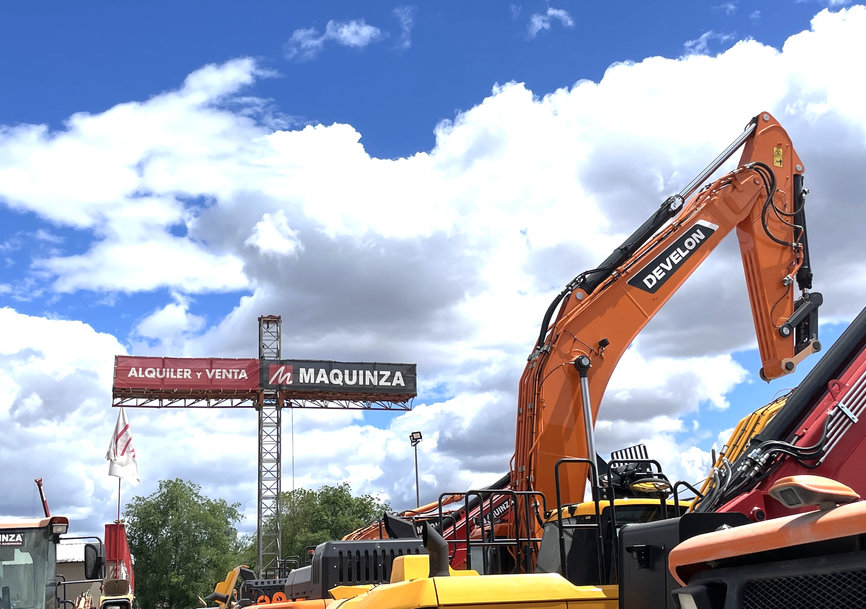 First Develon DX350LC-7 Narrow Track Excavator in Spain